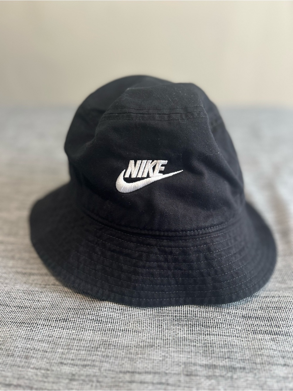 Nike Black Hat Adult Unisex Bucket Hat Black/White Size Medium FB5381-010